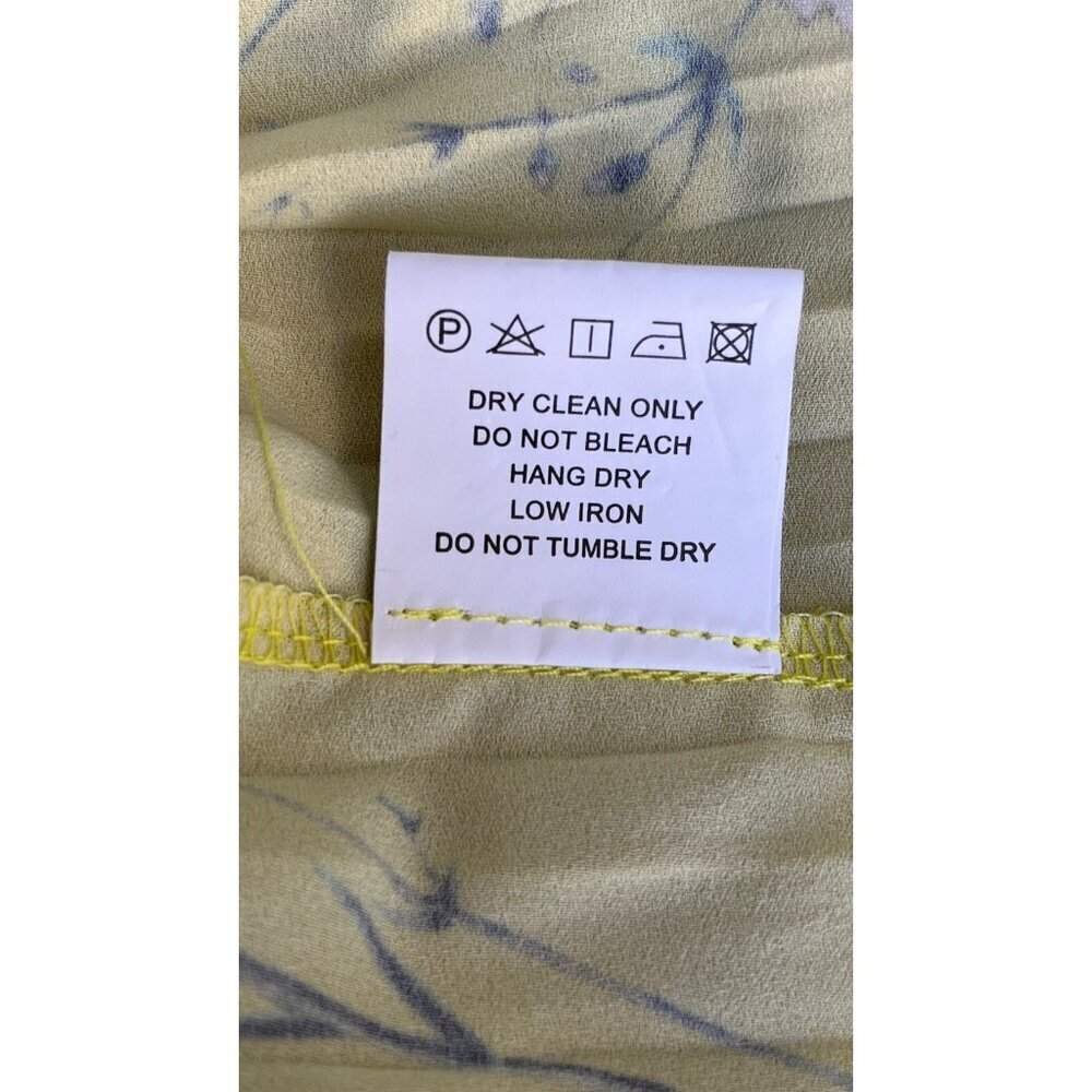 Few moda Women's Yellow Floral Off the Shoulder Pleated Maxi Dress Size S NWOT - Picture 10 of 16